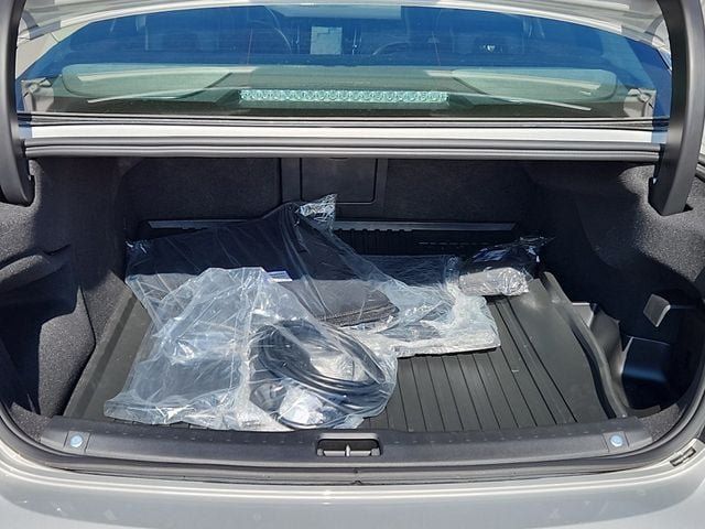 New 2024 Volvo S90 T8 Ultimate AWD/4WD image 13