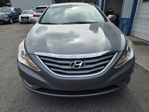 Used 2012 Hyundai Sonata GLS w/ Popular Equipment Pkg FWD image 2