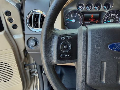 Used 2011 Ford F250 XLT w/ XLT Premium Pkg AWD/4WD image 15