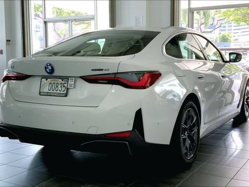 Used 2025 BMW i4 eDrive40 w/ Parking Assistance Package RWD image 6