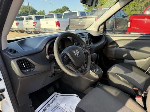 Used 2021 RAM ProMaster City Tradesman FWD image 6
