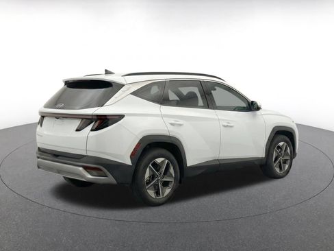 Used 2025 Hyundai Tucson SEL AWD/4WD image 8