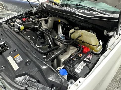 Used 2022 Ford F250 Lariat w/ Lariat Value Package AWD/4WD image 33