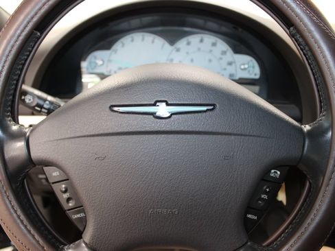 Used 2002 Ford Thunderbird RWD image 19