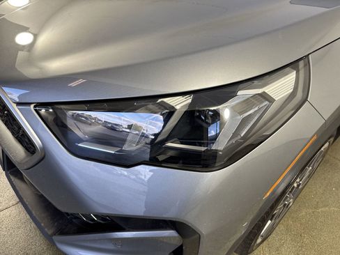 Used 2025 BMW X2 xDrive28i image 28