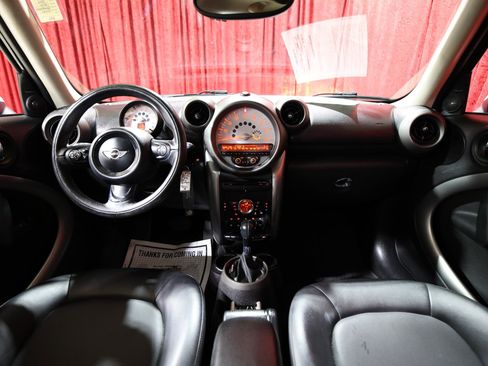 Used 2012 MINI Cooper Countryman FWD image 16