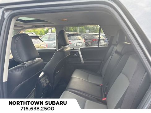 Used 2018 Toyota 4Runner SR5 Premium AWD/4WD image 7