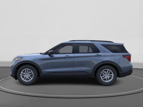New 2026 Ford Explorer Active w/ Active Comfort Package image 3