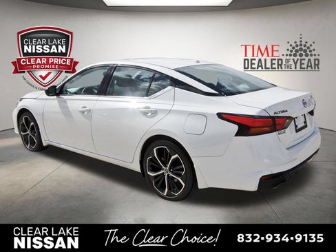 Certified 2025 Nissan Altima 2.5 SR w/ SR Premium Package FWD image 5