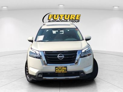 Certified 2023 Nissan Pathfinder SL w/ SL Premium Package