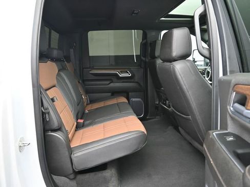 Used 2024 Chevrolet Silverado 2500 High Country w/ Technology Package AWD/4WD image 44