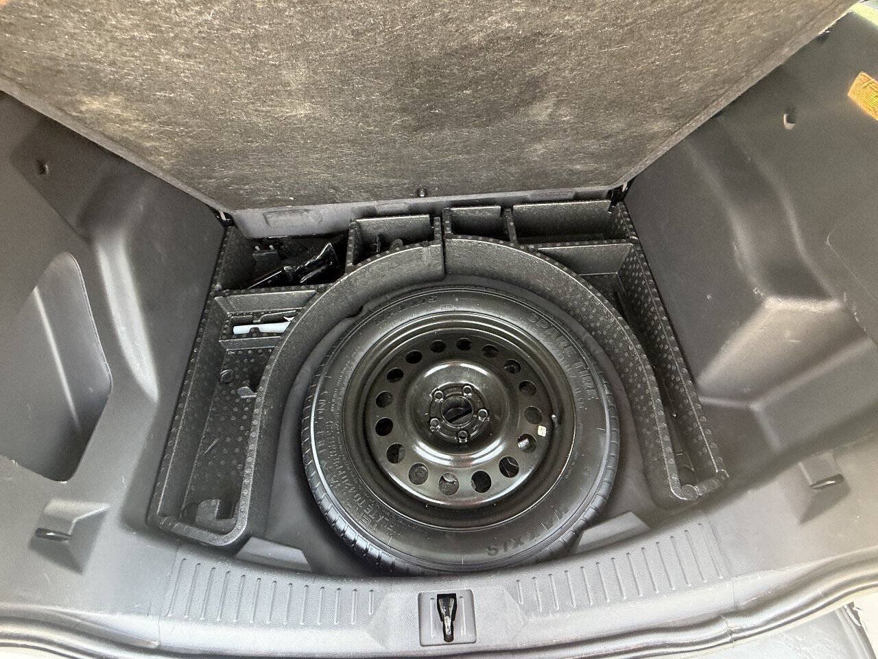 Used 2014 Ford Escape SE w/ Equipment Group 201A FWD image 18