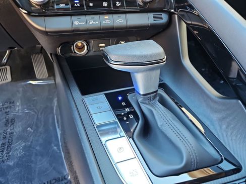 Certified 2025 Hyundai Elantra Hybrid FWD image 21