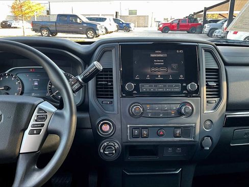 Used 2024 Nissan Titan SV w/ Accessory Utility Package image 11