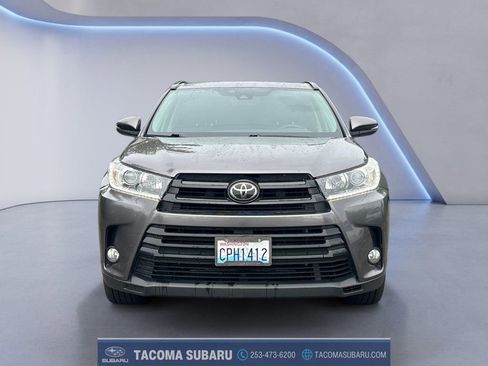 Used 2018 Toyota Highlander SE AWD/4WD image 8