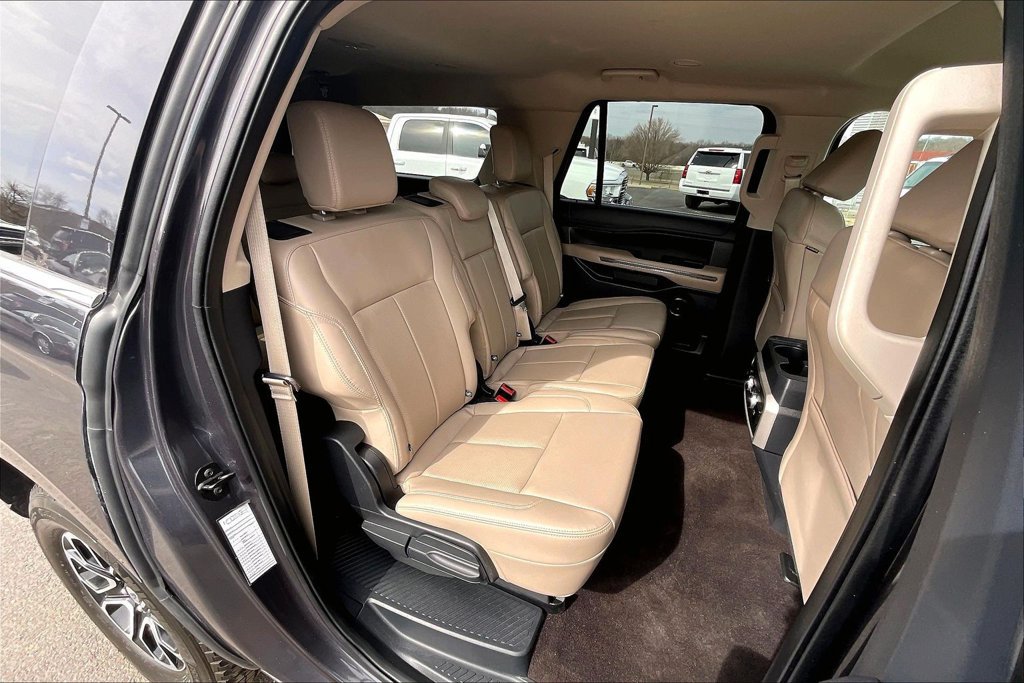 Used 2022 Ford Expedition Max XLT RWD image 27