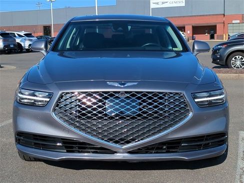 Used 2021 Genesis G90 5.0 Ultimate image 9