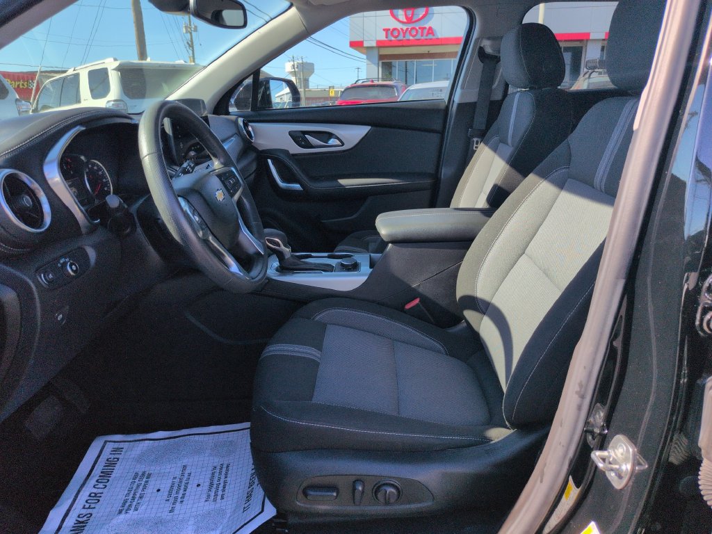 Used 2024 Chevrolet Blazer LT w/ Convenience Package FWD image 9