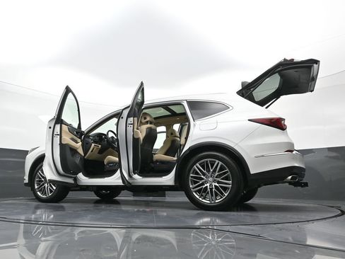 Used 2022 Acura MDX SH-AWD w/ Advance Package image 42