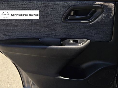 Certified 2023 Nissan Rogue S image 10