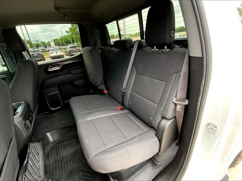 Used 2024 Chevrolet Silverado 1500 LT image 20