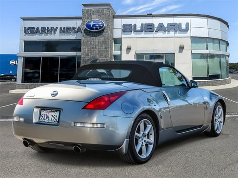 Used 2005 Nissan 350Z Grand Touring image 6