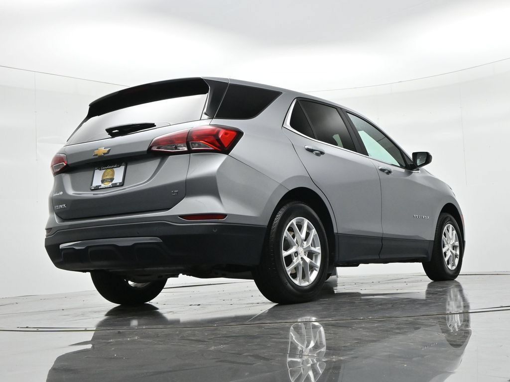 Used 2024 Chevrolet Equinox LT FWD image 21