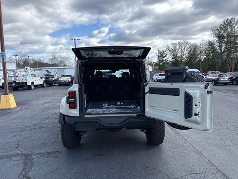 New 2025 Ford Bronco Raptor image 9