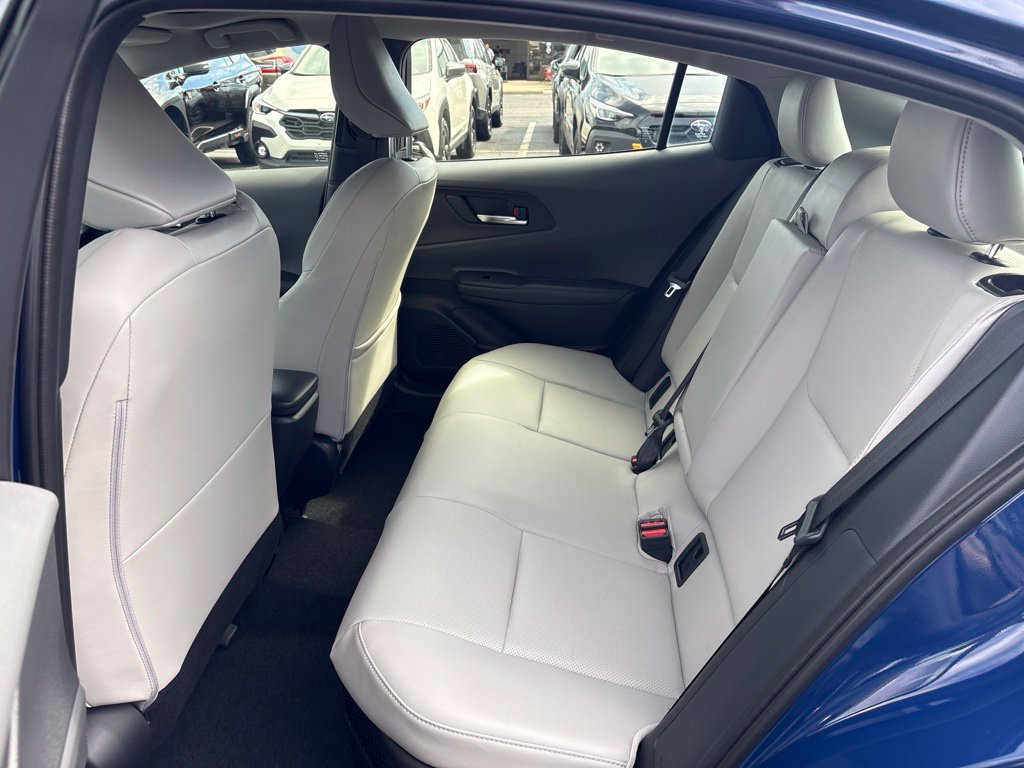 Used 2026 Toyota Prius XLE FWD image 12