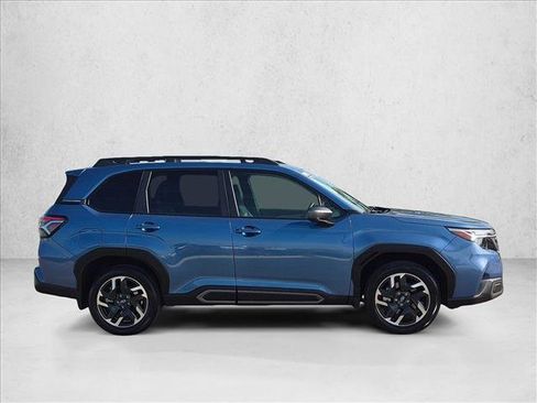 Used 2025 Subaru Forester Limited AWD/4WD image 4