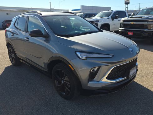 Certified 2024 Buick Encore GX Sport Touring w/ Black Roof Package image 2