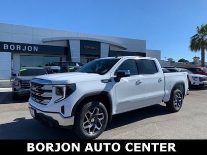 New 2025 GMC Sierra 1500 SLE