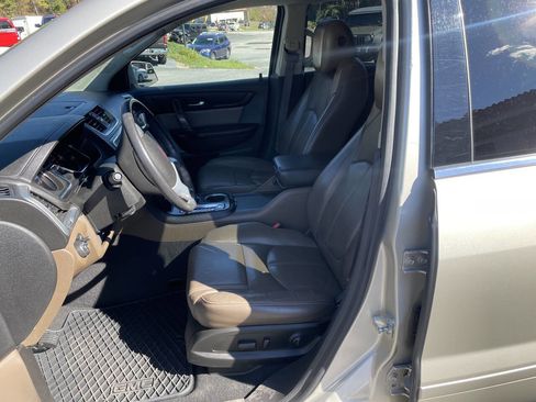 Used 2015 GMC Acadia SLT w/ Technology Package image 20