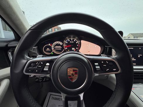 Used 2017 Porsche Panamera Turbo w/ Premium Package Plus image 28
