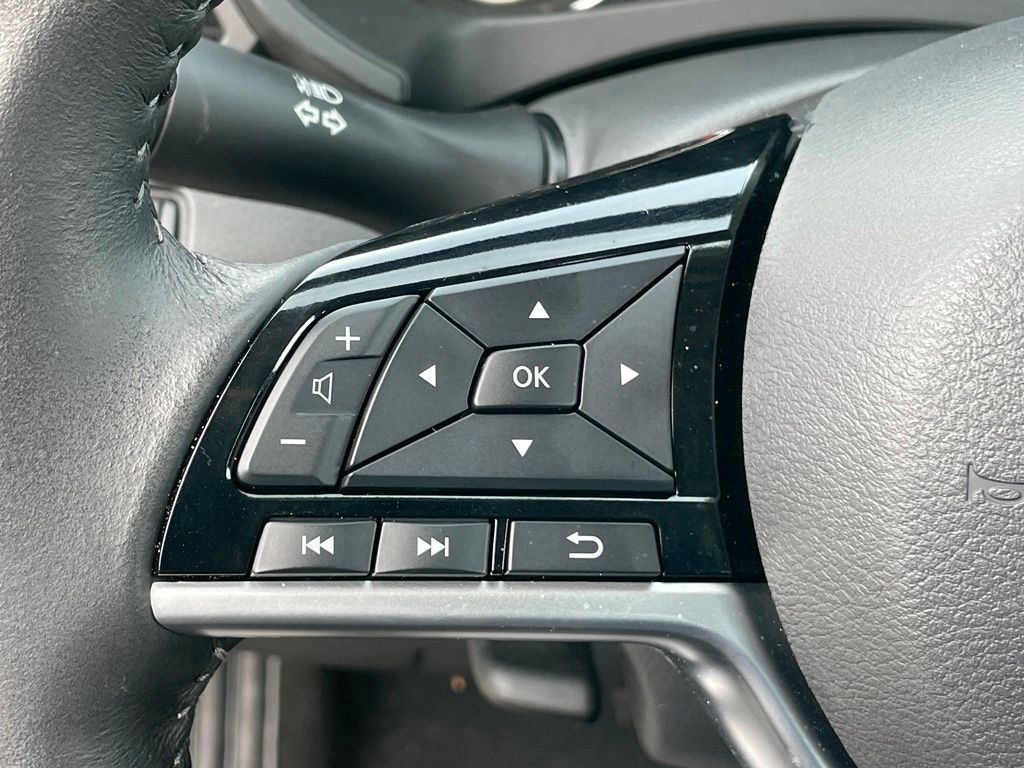 Certified 2023 Nissan Altima 2.5 SV w/ SV Premium Package AWD/4WD image 16