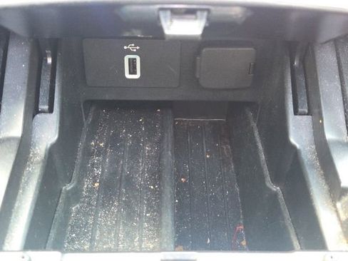 Used 2019 Ford Explorer Limited w/ Ford Safe & Smart Package image 35