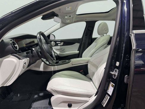 Used 2022 Mercedes-Benz E 350 4MATIC Sedan image 19