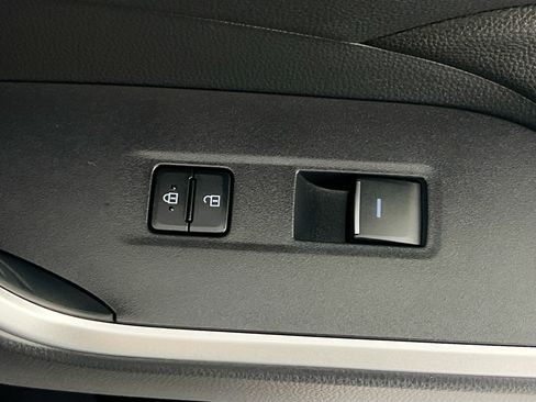 Used 2025 Toyota RAV4 XLE Premium w/ Weather Package AWD/4WD image 31