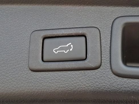 Used 2018 Subaru Forester 2.5i Limited AWD/4WD image 34