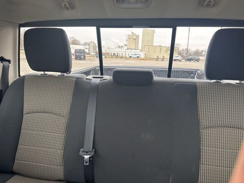 Used 2012 RAM 1500 Classic SLT w/ Luxury Group image 33