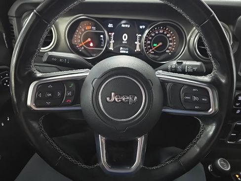 Used 2020 Jeep Wrangler Unlimited Sahara w/ Cold Weather Group image 18