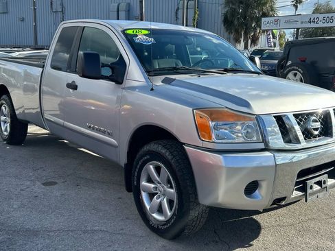 Used 2008 Nissan Titan SE image 4