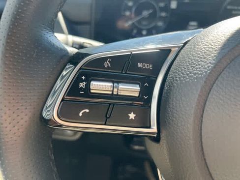 Used 2024 Kia Seltos SX w/ SX Sunroof Package AWD/4WD image 26