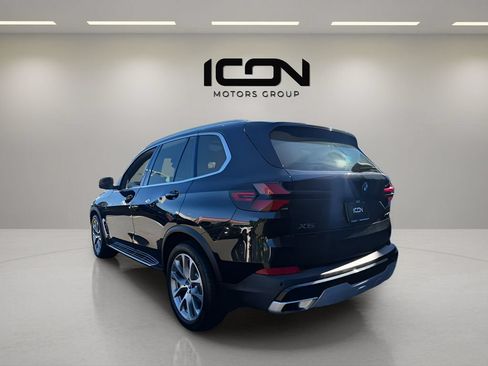 Used 2026 BMW X5 xDrive40i AWD/4WD image 3