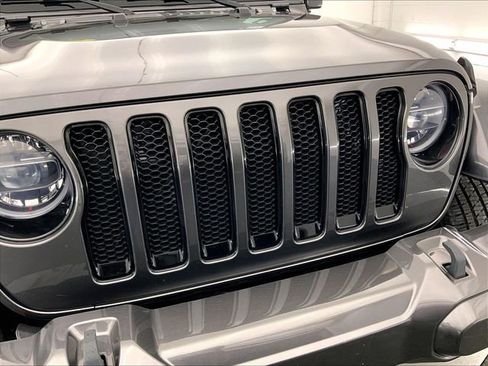 Used 2021 Jeep Wrangler Unlimited Sahara image 29