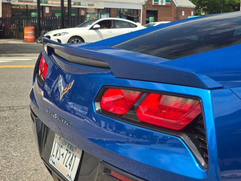 Used 2014 Chevrolet Corvette Stingray Coupe w/ Battery Protection Package RWD image 8