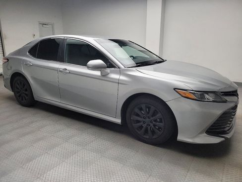 Used 2020 Toyota Camry LE AWD/4WD image 11