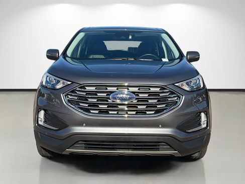 Used 2024 Ford Edge Titanium image 8