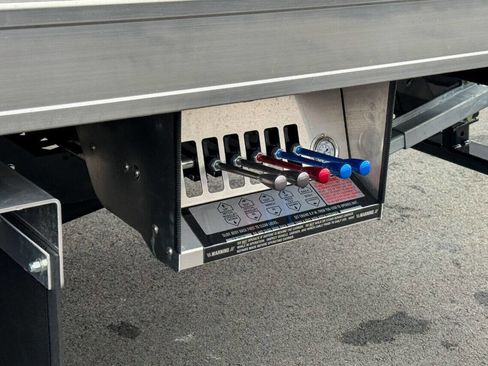 Used 2024 RAM 5500 SLT w/ Quick Order Package 2YG SLT image 39