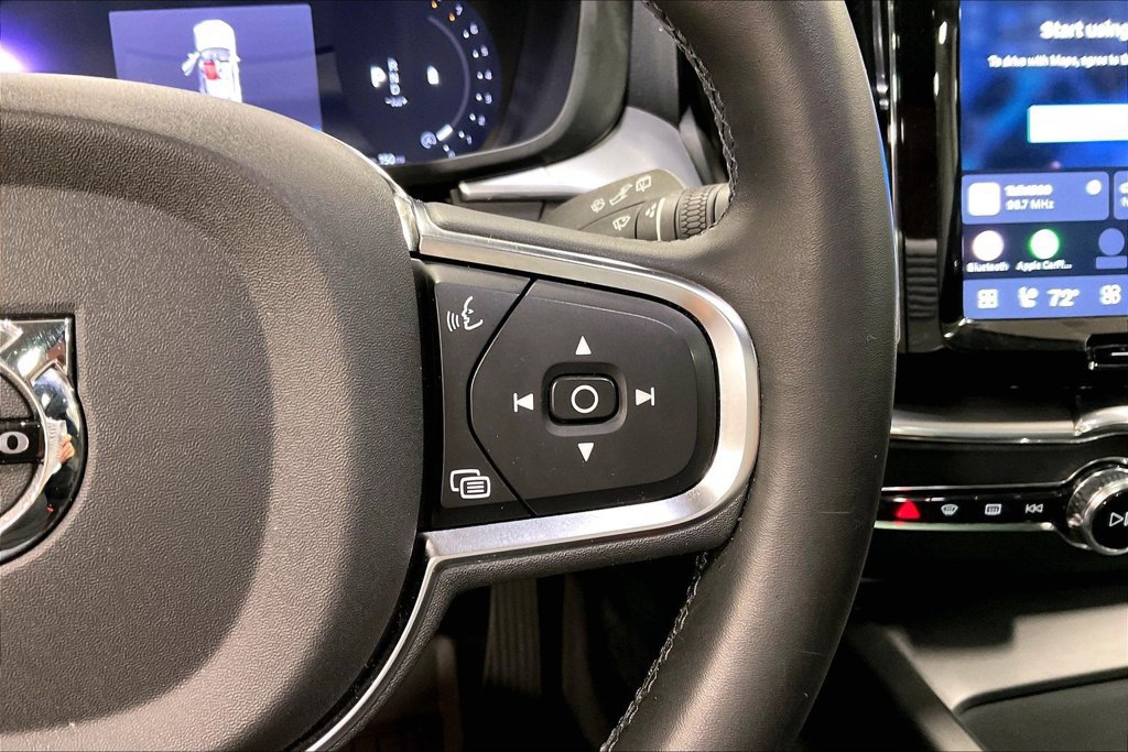 Certified 2024 Volvo XC60 B5 Core AWD/4WD image 13